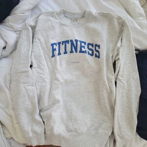 Sporty & Rich Fitness sweatshirt